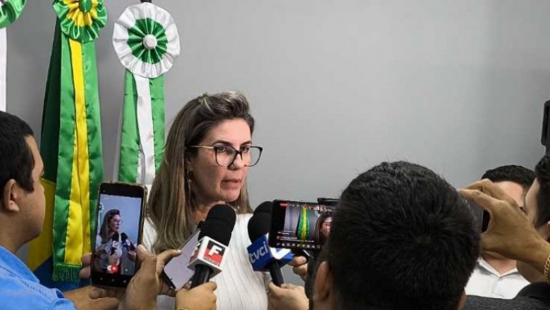 Prefeito cobra atenção aos pacientes e redução no tempo de espera na UPA