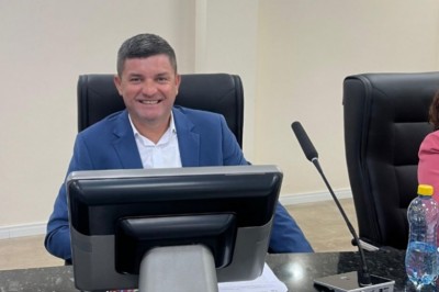 Vereador Aldo Neves pede que a farmácia do posto de Saúde Rodrigo Gomes atenda a população 24 horas