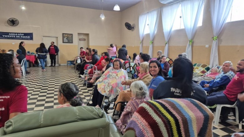 Paranaguá Saneamento promove ação do programa Voluntariguá no Asilo São Vicente de Paulo