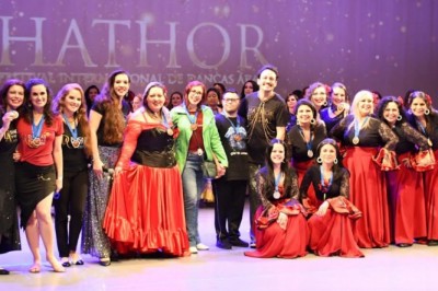 Estúdio de Dança Renarah leva o Litoral do Paraná ao pódio em festival internacional em Curitiba
