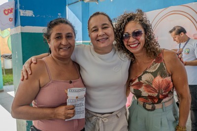 CEU das Artes realiza ação especial pelo Mês da Mulher em Paranaguá