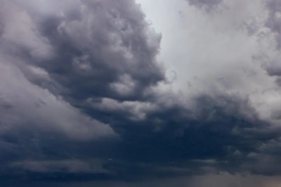 PARANAGU&Aacute; E LITORAL EM ALERTA: At&eacute; quando vai a chuva? Paran&aacute; est&aacute; sob alerta vermelho de tempestades severas