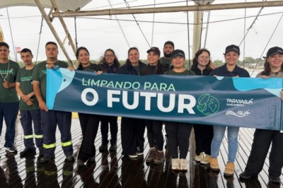 Paranagu&aacute; Saneamento mobiliza volunt&aacute;rios e ajuda a retirar mais de 260 quilos de res&iacute;duos em a&ccedil;&atilde;o conjunta na Rua da Praia